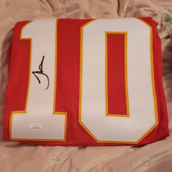 Chiefs Tyreek Hill autographed jersey - Picture 5 of 6